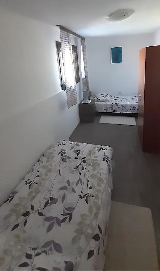 Ina 2 Apartment Funtana Croatia
